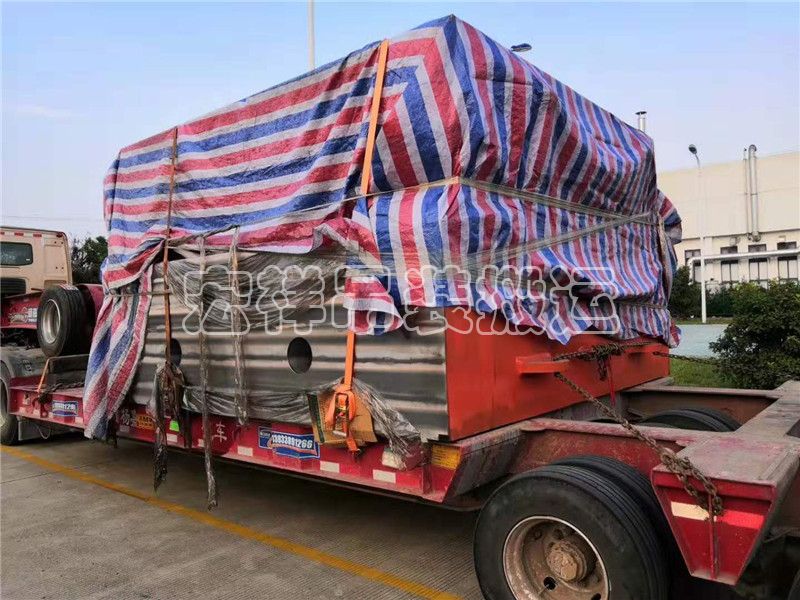 10000T油壓機待卸車